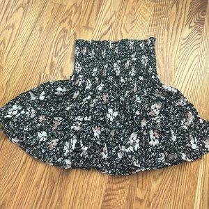 Skylar + Madison Black Floral Flowy Mini Skirt